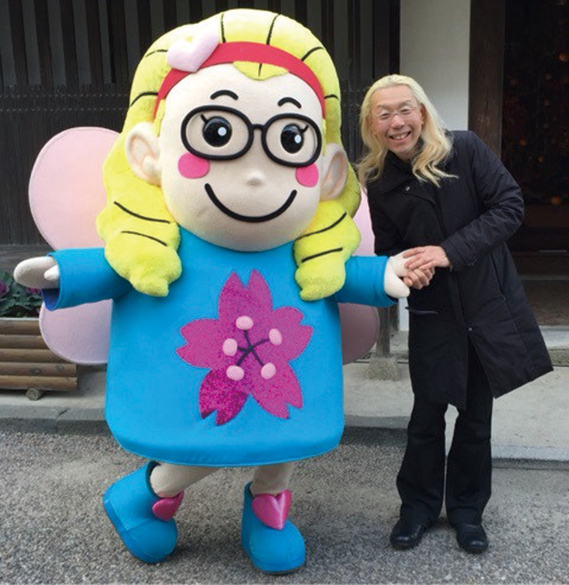 カーリィちゃんと假屋崎先生の写真